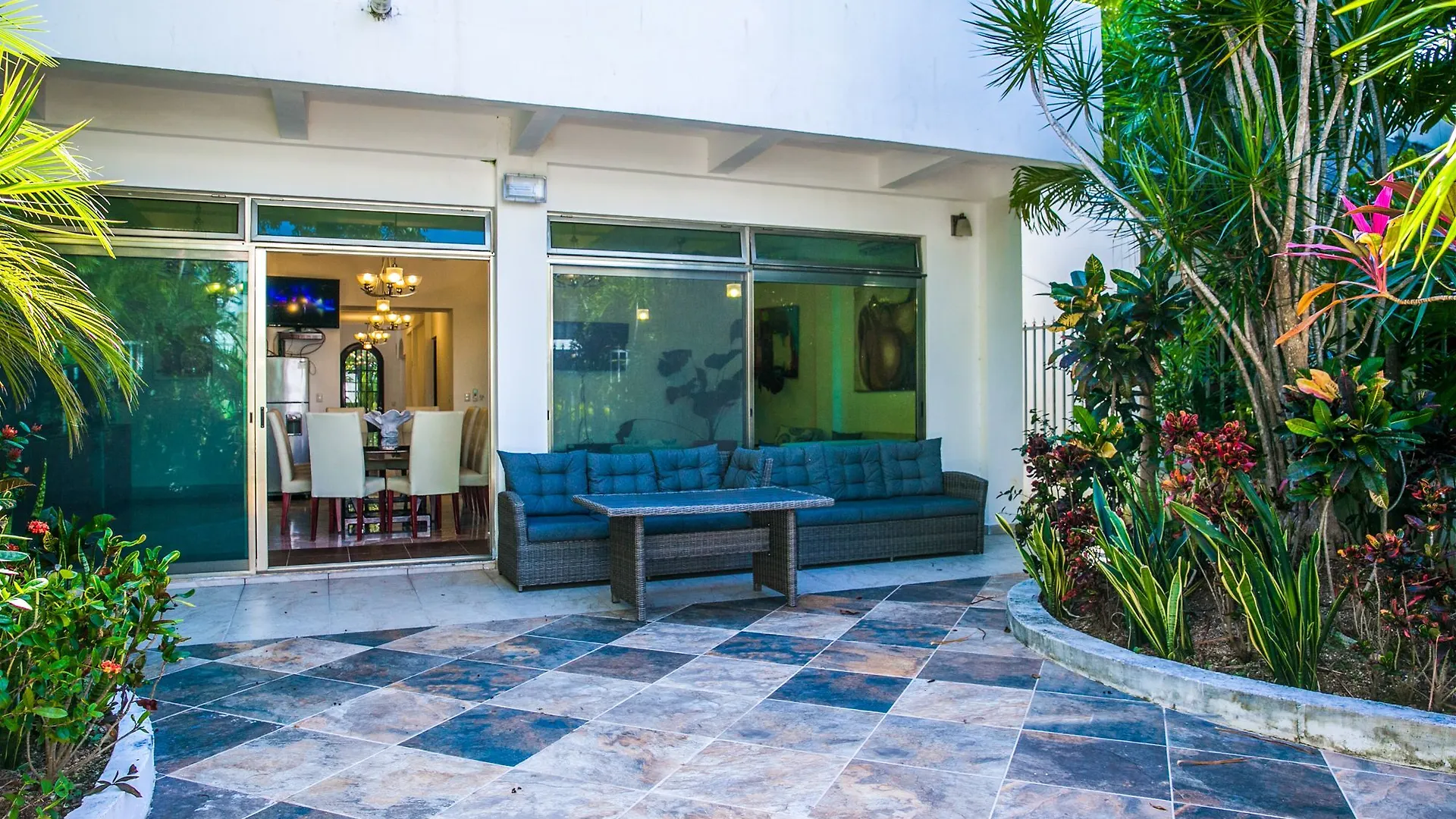 Villa Compound بلايا ديل كارمن
